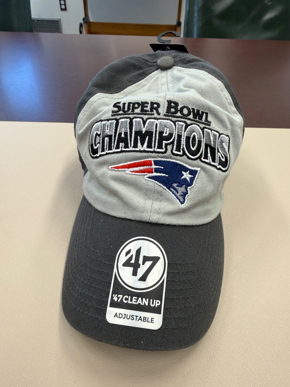 47 New England Patriots Super Bowl Champions Gray and Black Cap